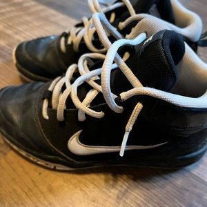 Nike Boys Basketball Shoes